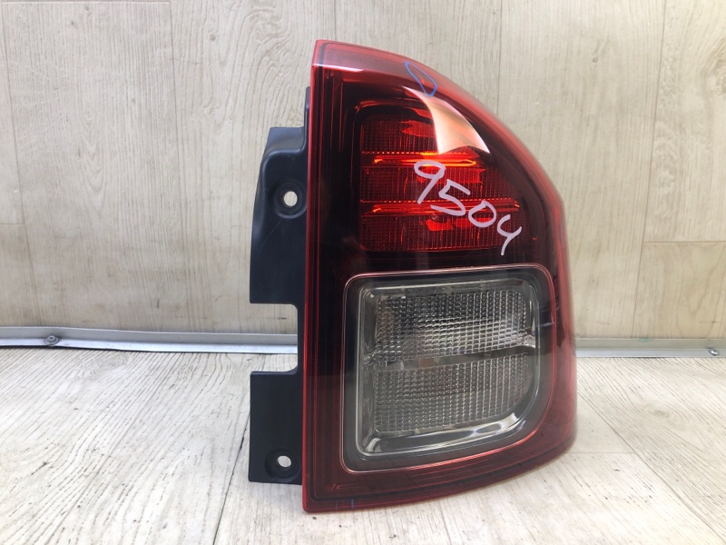 Фонарь наружный правый COMPASS 06-16 2014 2.0 ECN Фонарь наружный правый COMPASS 06-16 2014 2.0 ECN