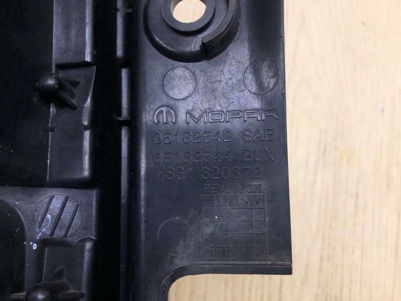 Фонарь наружный правый COMPASS 06-16 2014 2.0 ECN Фонарь наружный правый COMPASS 06-16 2014 2.0 ECN