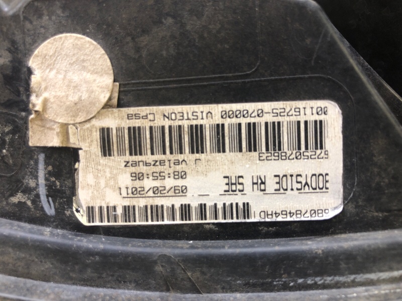 Фонарь наружный правый JOURNEY 08-20 2012 2.4 ED3