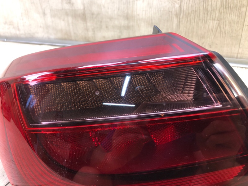 Фонарь наружный левый INFINITI Q50 20-