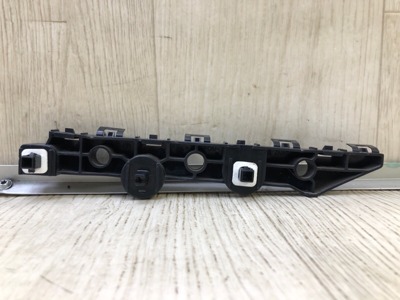 Кронштейн заднего бампера левый Q50 20-