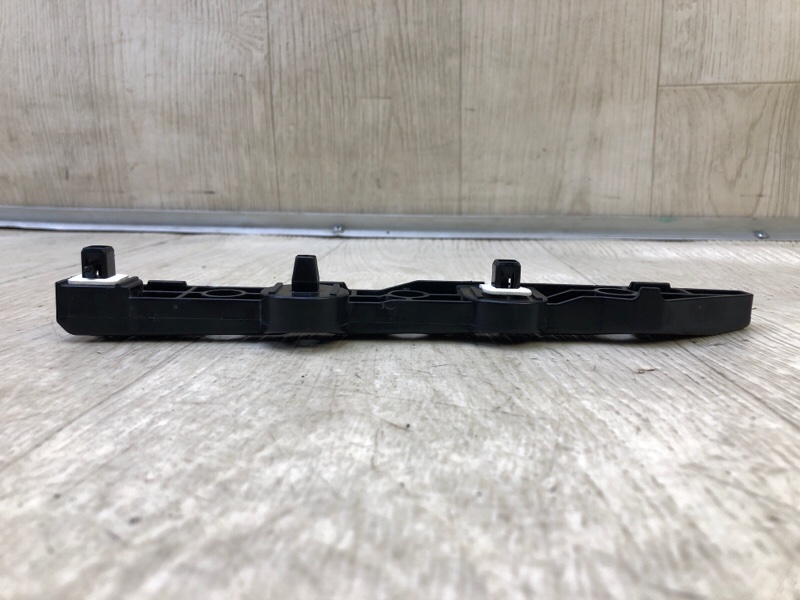 Кронштейн заднего бампера левый Q50 20-