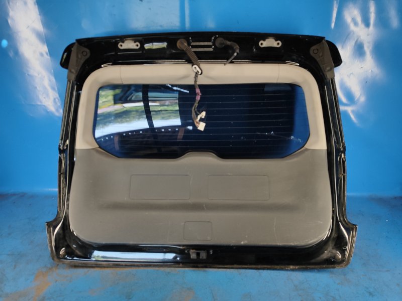 Крышка багажника PRIUS PLUS 11-14 Крышка багажника PRIUS PLUS 11-14