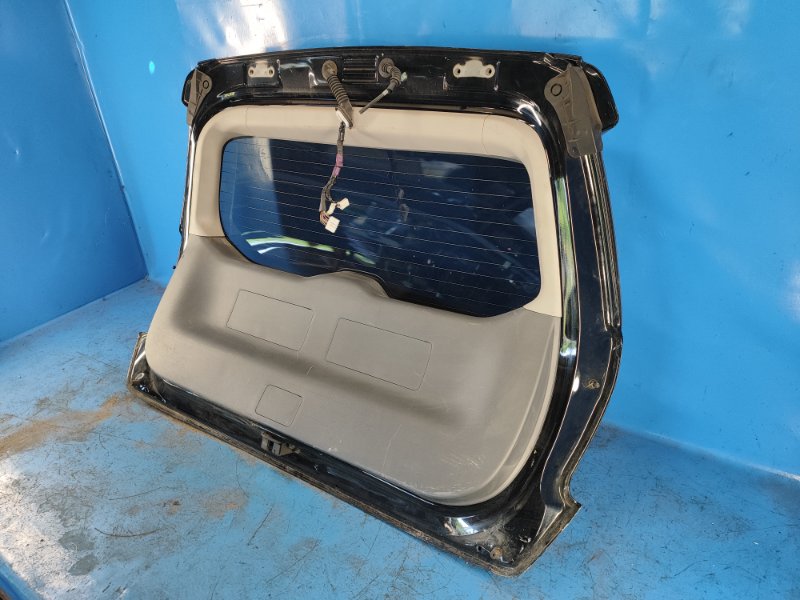 Крышка багажника PRIUS PLUS 11-14 Крышка багажника PRIUS PLUS 11-14