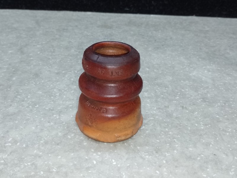 Отбойник амортизатора передний VOLKSWAGEN PASSAT B7 11-15 CBTA 2.5L