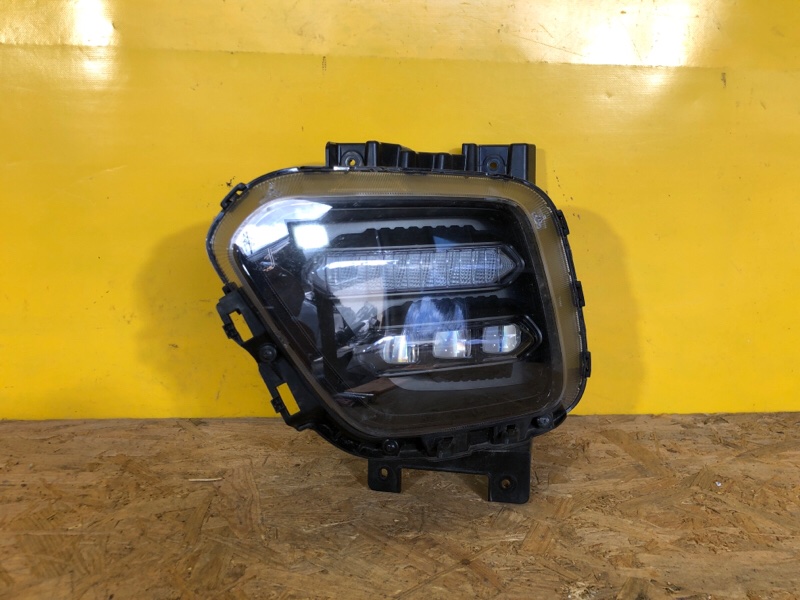 Фара левая KIA SOUL SK3 19- 92201-J2000 Б/У