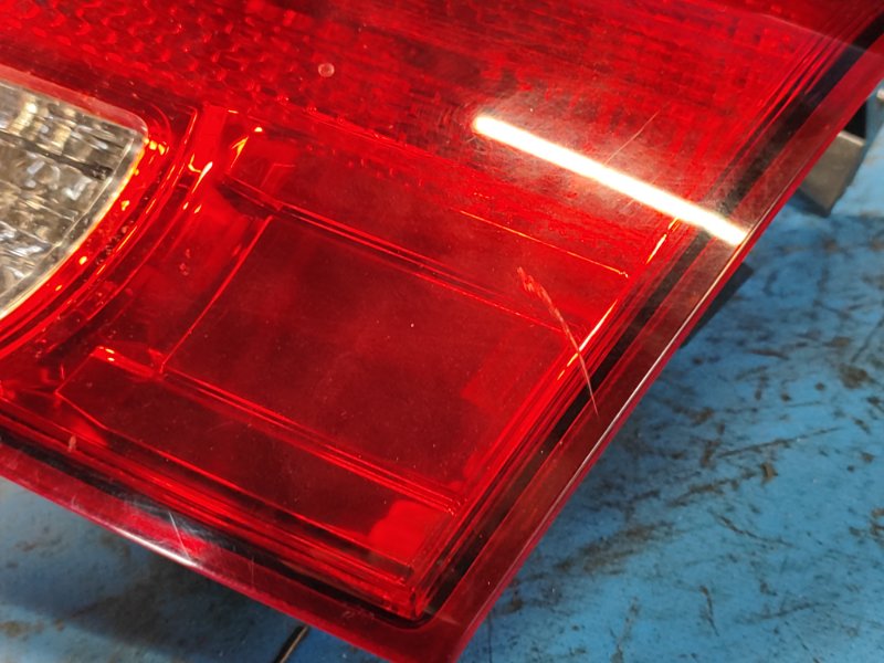 Фонарь внутренний правый OUTBACK 09-14 BR