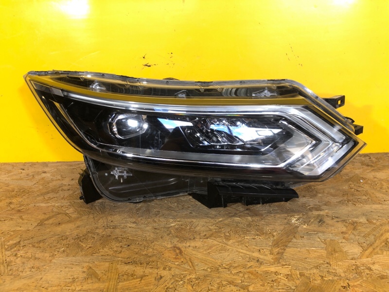 Фара правая NISSAN QASHQAI/ROGUE SPORT 14- 6010HV05B Б/У