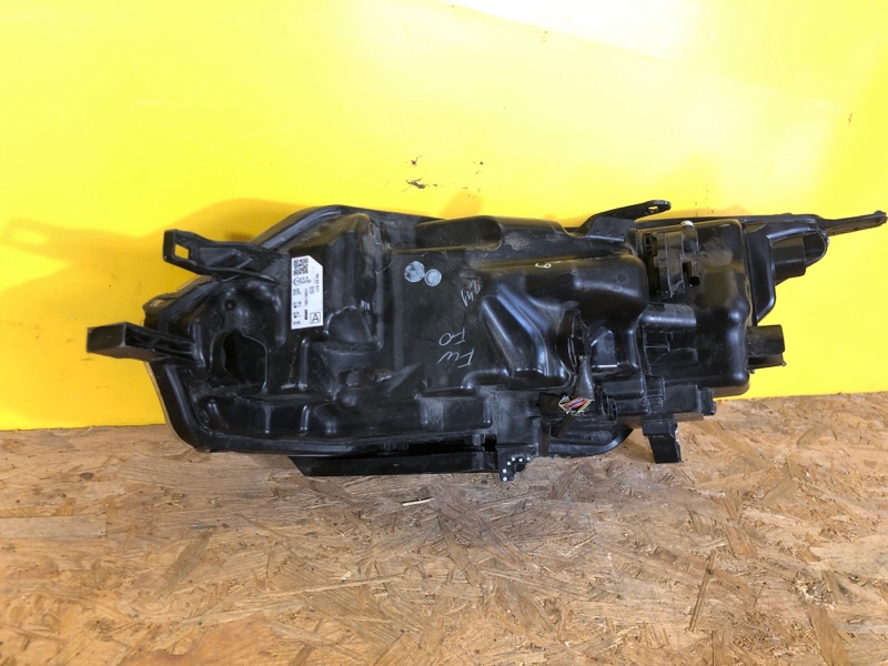 Фара правая QASHQAI/ROGUE SPORT 14-