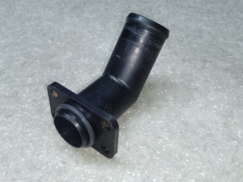 Фланец системы охлаждения INFINITI FX/QX70 S51 08-17 2011 3.5 VQ35HR 21512-1BA0A Б/У