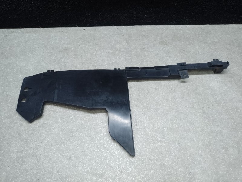 Дефлектор радиатора правый INFINITI FX/QX70 S51 08-17 2011 3.5 VQ35HR 92184-1CA0A Б/У