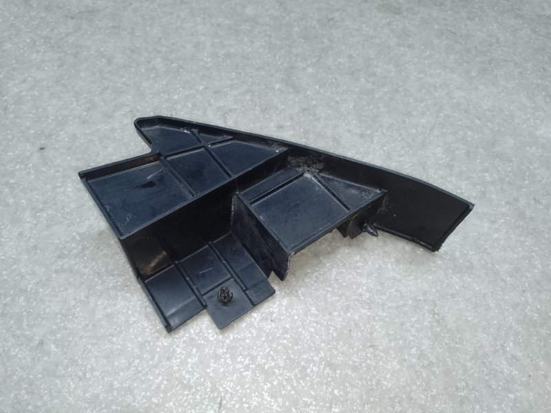 Дефлектор радиатора правый FX/QX70 S51 08-17 2011 3.5 VQ35HR