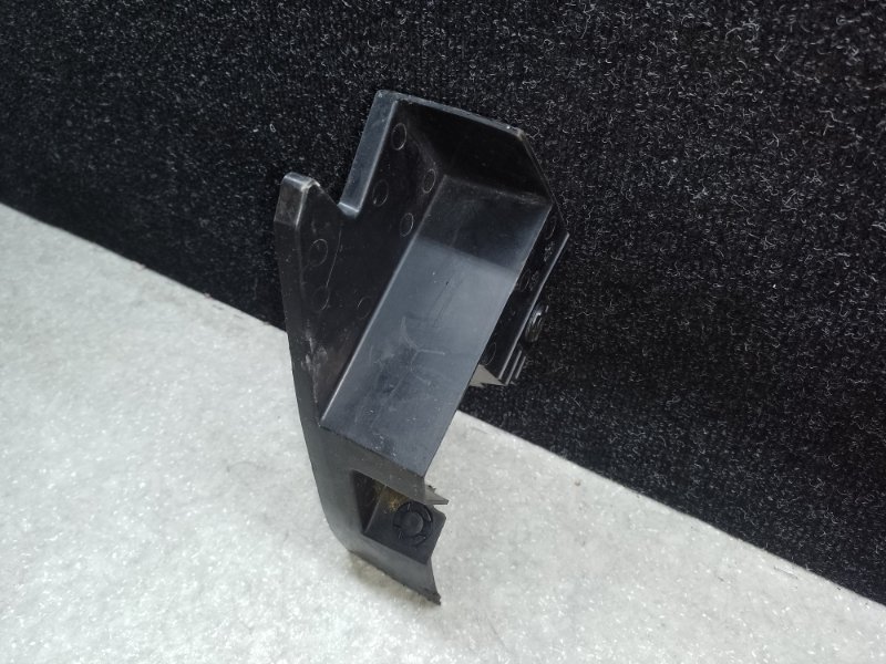 Дефлектор радиатора правый INFINITI FX/QX70 S51 08-17 3.5 VQ35HR