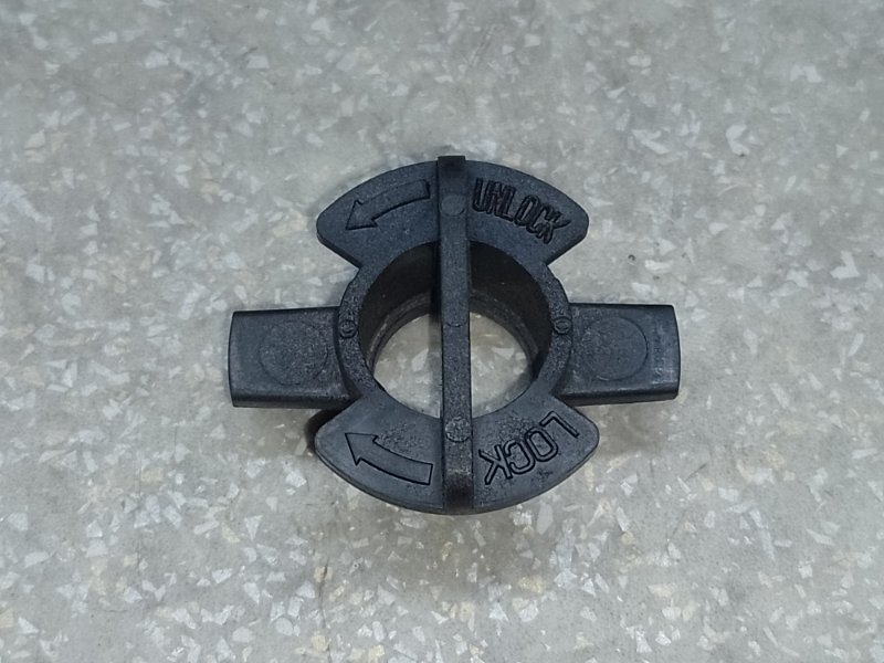 Крепление радиатора INFINITI FX/QX70 S51 08-17 2011 3.5 VQ35HR 21542-JK00A Б/У