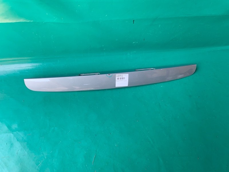 Панель подсветки номера HYUNDAI SANTA FE (CM) 05-12 2008 Внедорожник 3.3 87311-2B000 Б/У