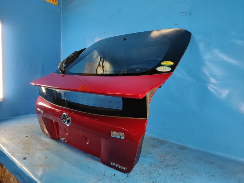 Крышка багажника PRIUS 16- Крышка багажника PRIUS 16-