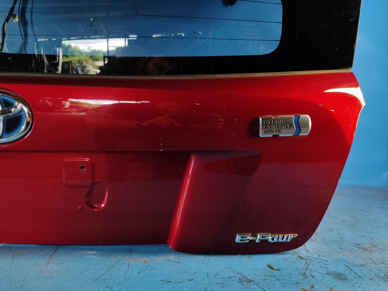Крышка багажника PRIUS 16- Крышка багажника PRIUS 16-