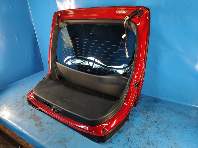 Крышка багажника PRIUS 16- Крышка багажника PRIUS 16-