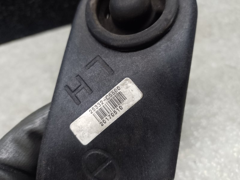 Крепление радиатора левое SORENTO UM 14- 2017 2.4 G4KJ