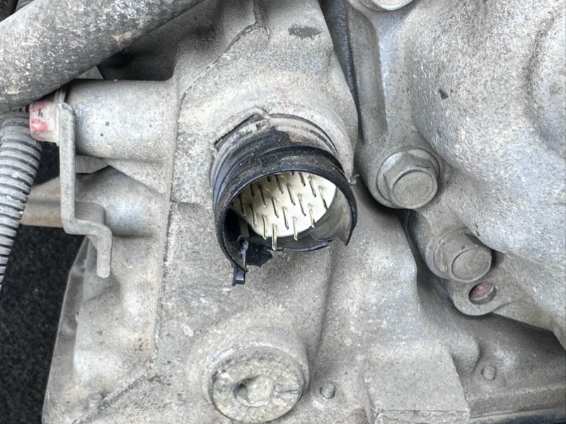 АКПП OUTLANDER XL 05-13