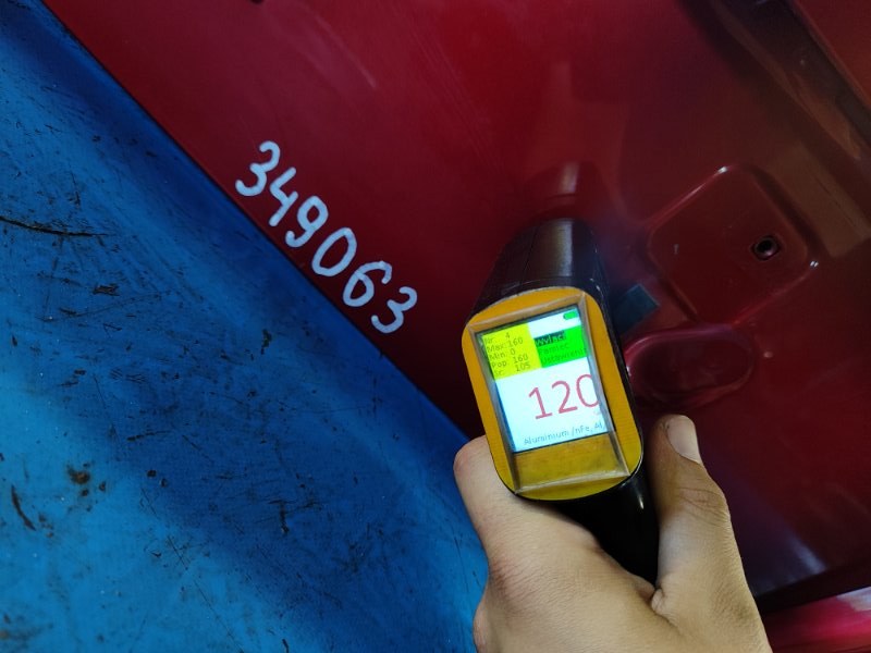 Крышка багажника PRIUS 16- Крышка багажника PRIUS 16-