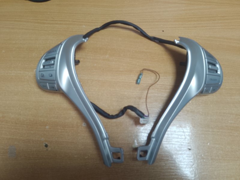 Кнопки на руль NISSAN X-TRAIL/ROGUE T32 13-20 2014 T32 2.5 QR25DE 25550-4BG3A Б/У