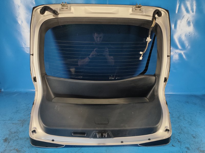 Крышка багажника PRIUS 16- Крышка багажника PRIUS 16-