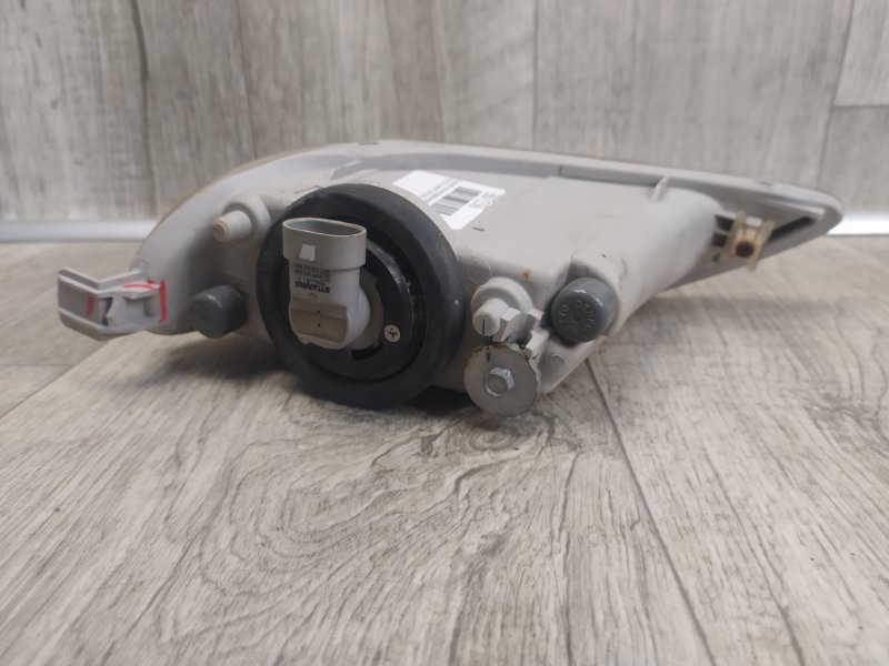 Противотуманная фара передняя правая CAMRY 30 02-06 2003 30 2.4 2AZFE Противотуманная фара передняя правая CAMRY 30 02-06 2003 30 2.4 2AZFE