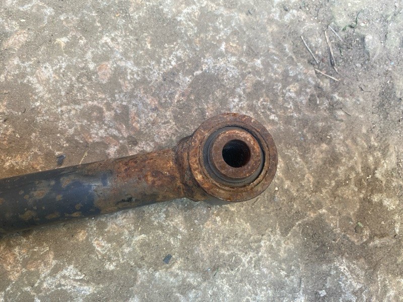 Тяга задней подвески LAND CRUISER PRADO 120 02-09