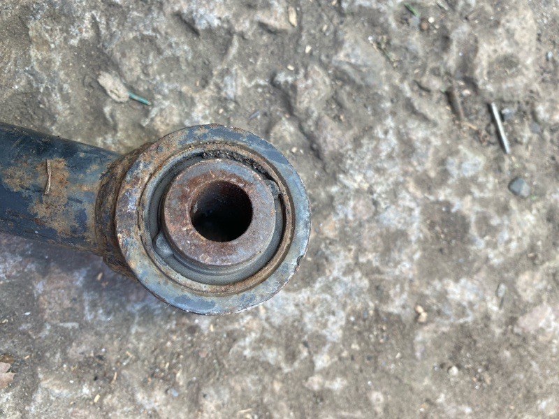 Тяга задней подвески LAND CRUISER PRADO 120 02-09