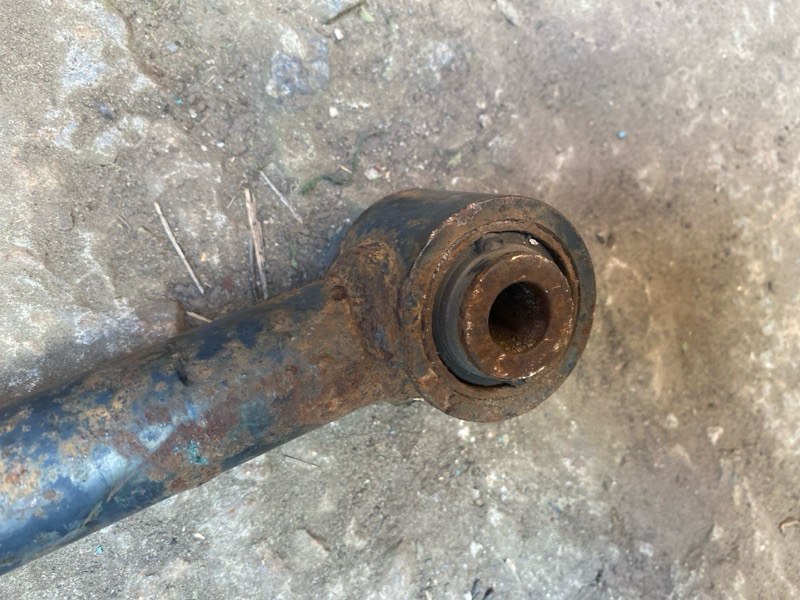 Тяга задней подвески LAND CRUISER PRADO 120 02-09