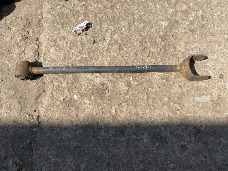 Рычаг задней подвески продольный задний левый TOYOTA CAMRY 40 06-11 48780-33040 Б/У