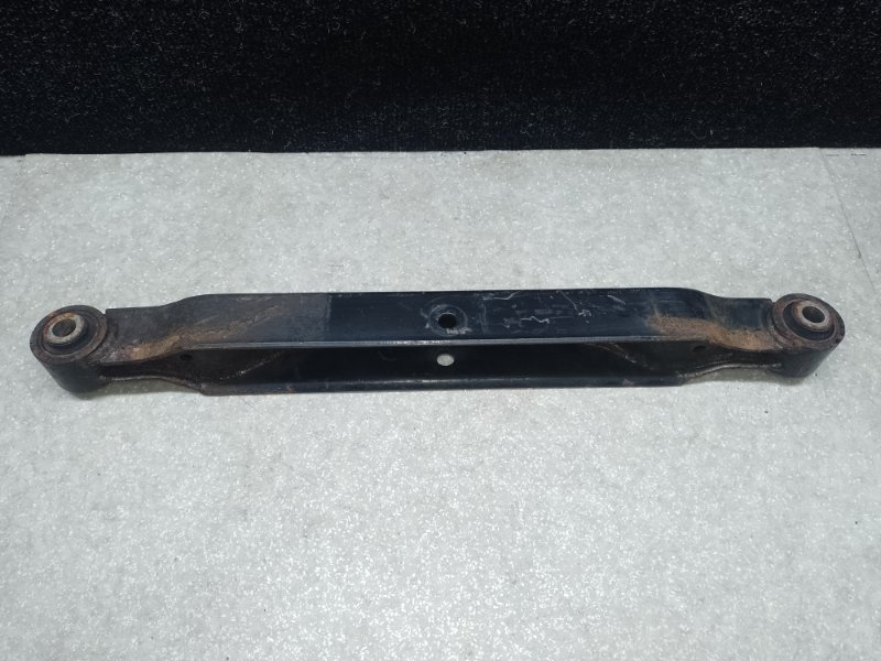 Рычаг задней подвески поперечный нижний правый X-TRAIL/ROGUE T32 13-20 2016 2.5 QR25DE