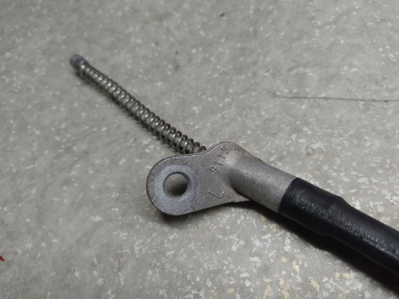 Трос стояночного тормоза левый X-TRAIL/ROGUE T32 13-20 2016 2.5 QR25DE