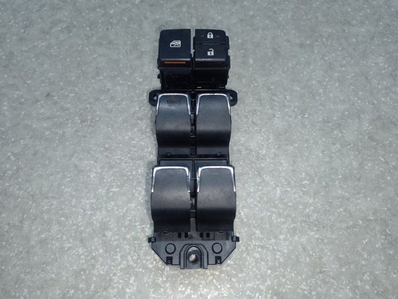 Блок управления стеклоподъемниками LEXUS NX 14-21 2020 8ARFTS 2.0TURBO 84040-78030 Б/У
