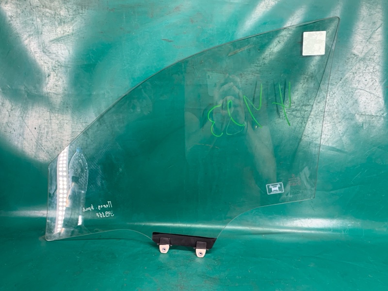 Стекло двери переднее правое MDX (YD2) 06-13 2012 3.7 J37A1