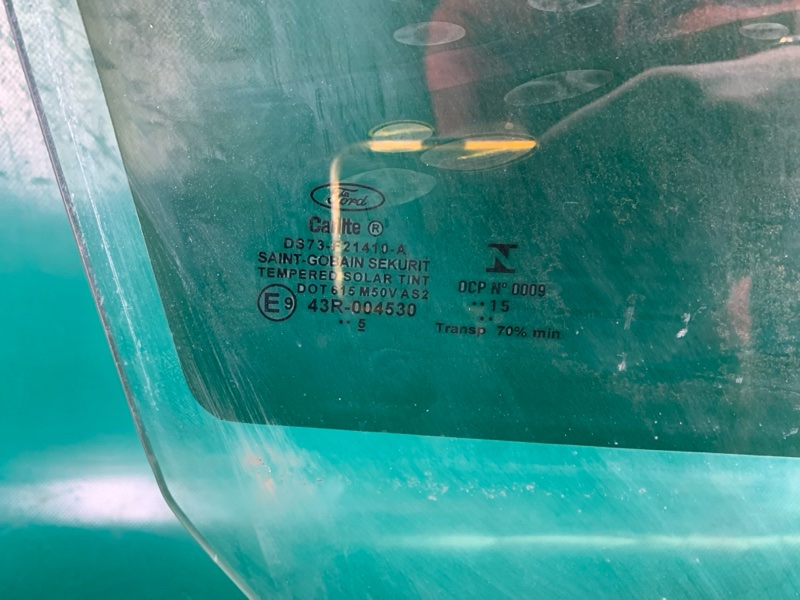 Стекло двери переднее правое FUSION 14- 2016 C15HDTX Стекло двери переднее правое FUSION 14- 2016 C15HDTX