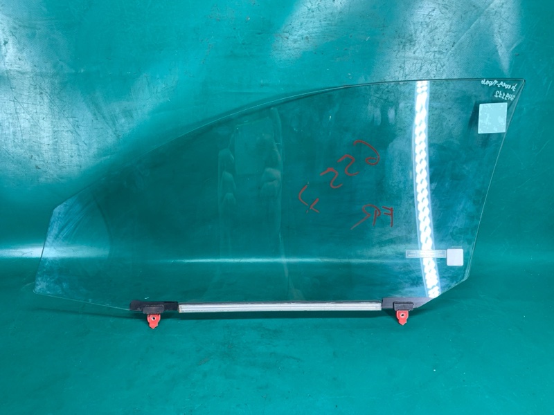 Стекло двери переднее правое TOYOTA AVALON 05-12 3.5 2GR-FE