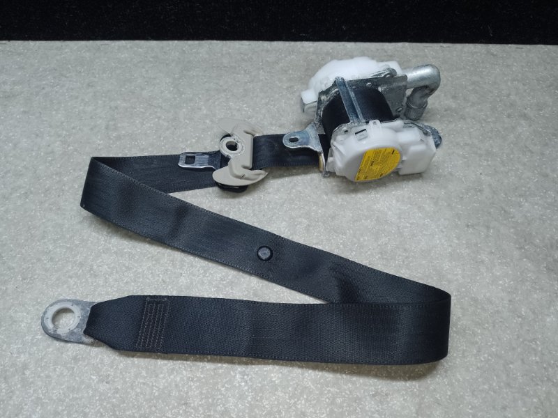 Ремень безопасности передний левый LEXUS CT200 11-17 2013 1.8 2ZRFXE 73220-76072-B0 Б/У