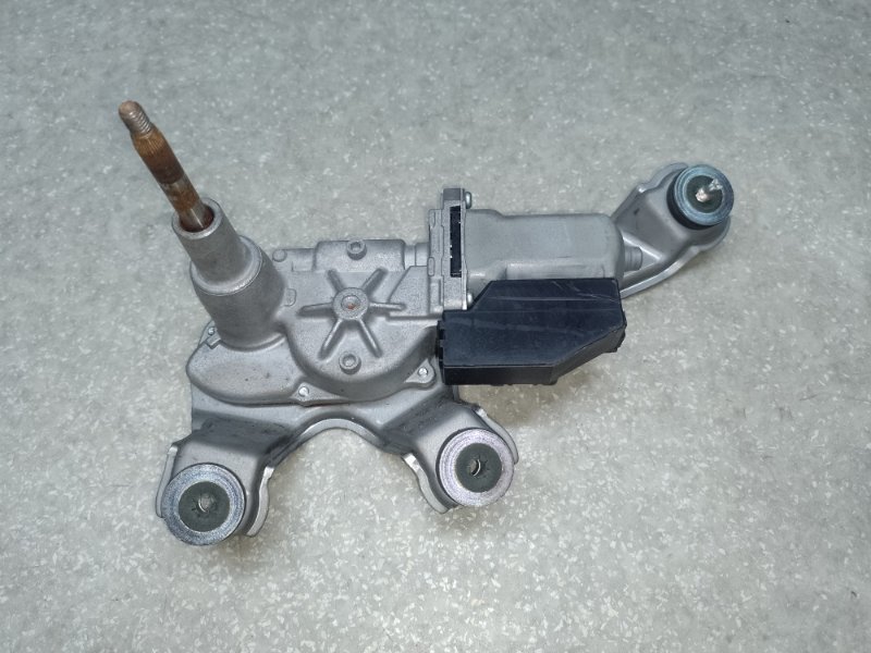 Моторчик стеклоочистителя задний LEXUS CT200 11-17 2013 1.8 2ZRFXE 85130-76010 Б/У