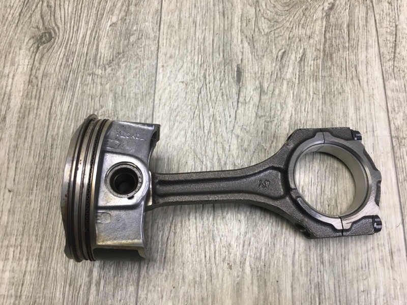 Шатун VENZA 09-16 Внедорожник 3.5 2GR