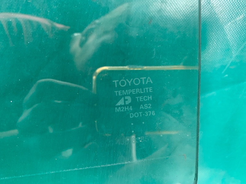 Стекло двери заднее левое AVALON 05-12 2006 3.5 2GR-FE