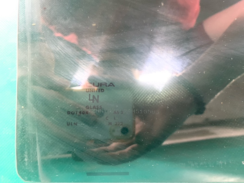 Стекло двери заднее правое ACURA MDX (YD2) 06-13 3.7 J37A1