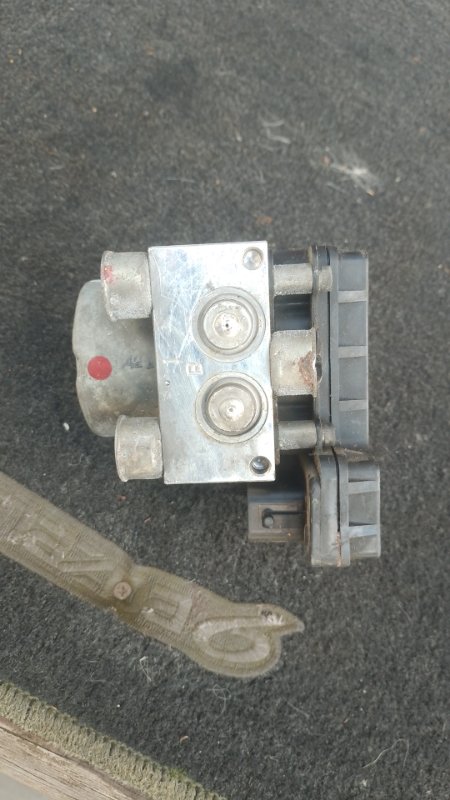 Блок ABS MAZDA 6 GG 02-07