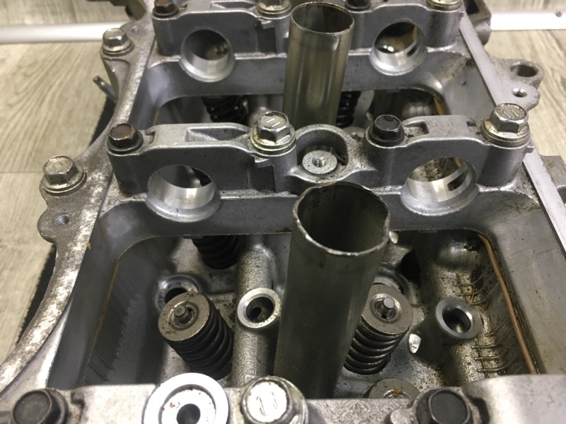 Головка блока цилиндров правая VENZA 09-16 Внедорожник 3.5 2GR