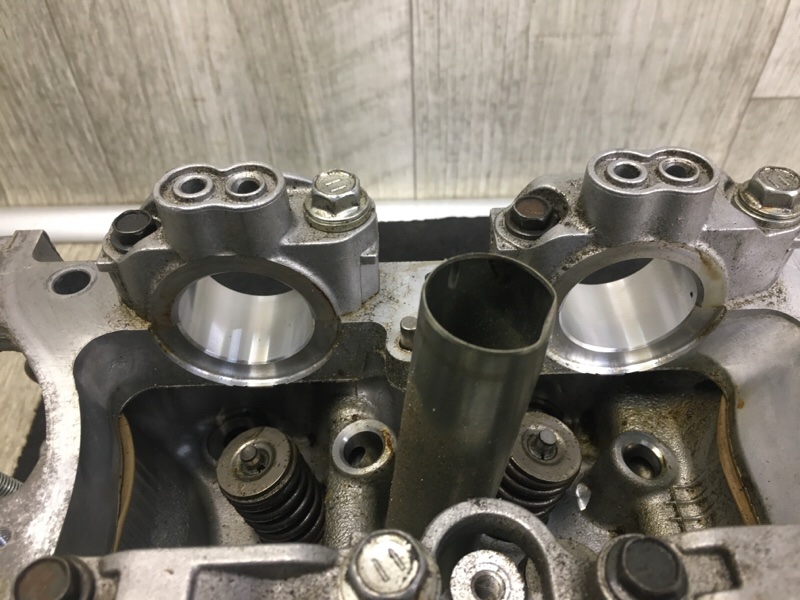 Головка блока цилиндров правая VENZA 09-16 Внедорожник 3.5 2GR