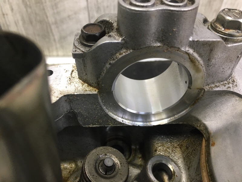 Головка блока цилиндров правая VENZA 09-16 Внедорожник 3.5 2GR