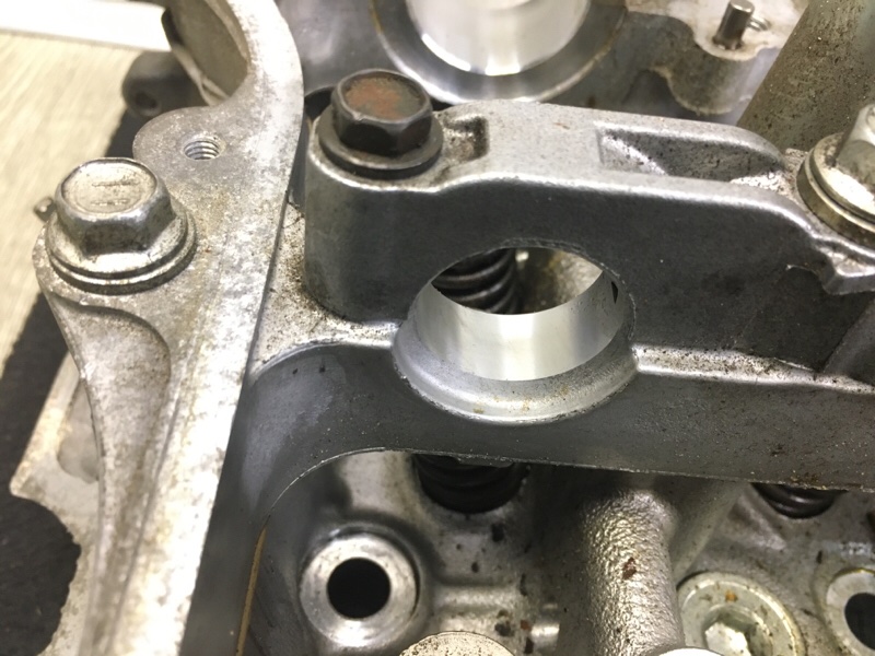 Головка блока цилиндров правая VENZA 09-16 Внедорожник 3.5 2GR