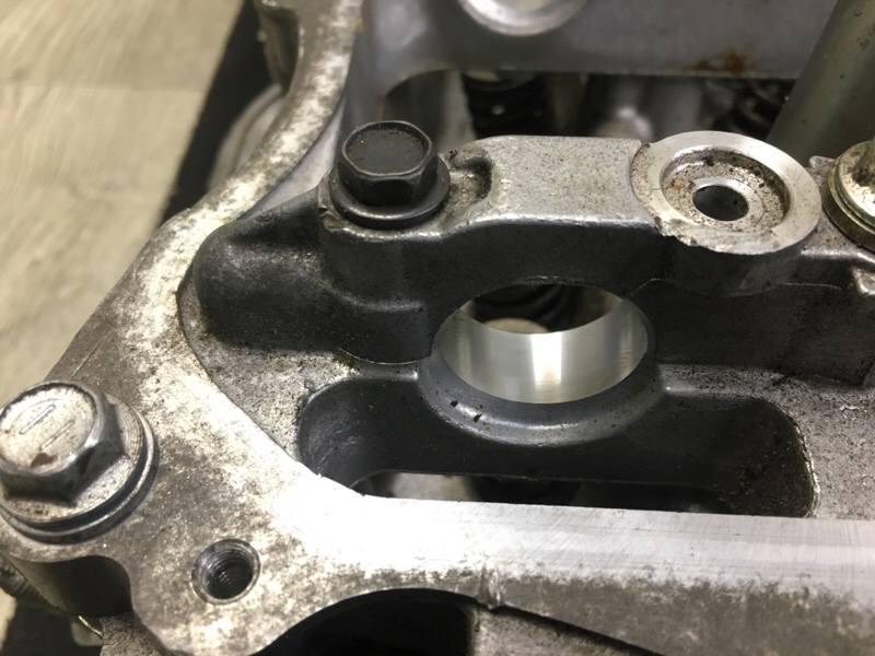 Головка блока цилиндров правая VENZA 09-16 Внедорожник 3.5 2GR