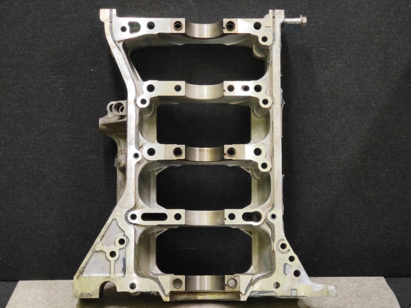 Постель коленвала NISSAN X-TRAIL/ROGUE T32 13-20 2018 2.5 QR25DE 11000-3KY1C Б/У